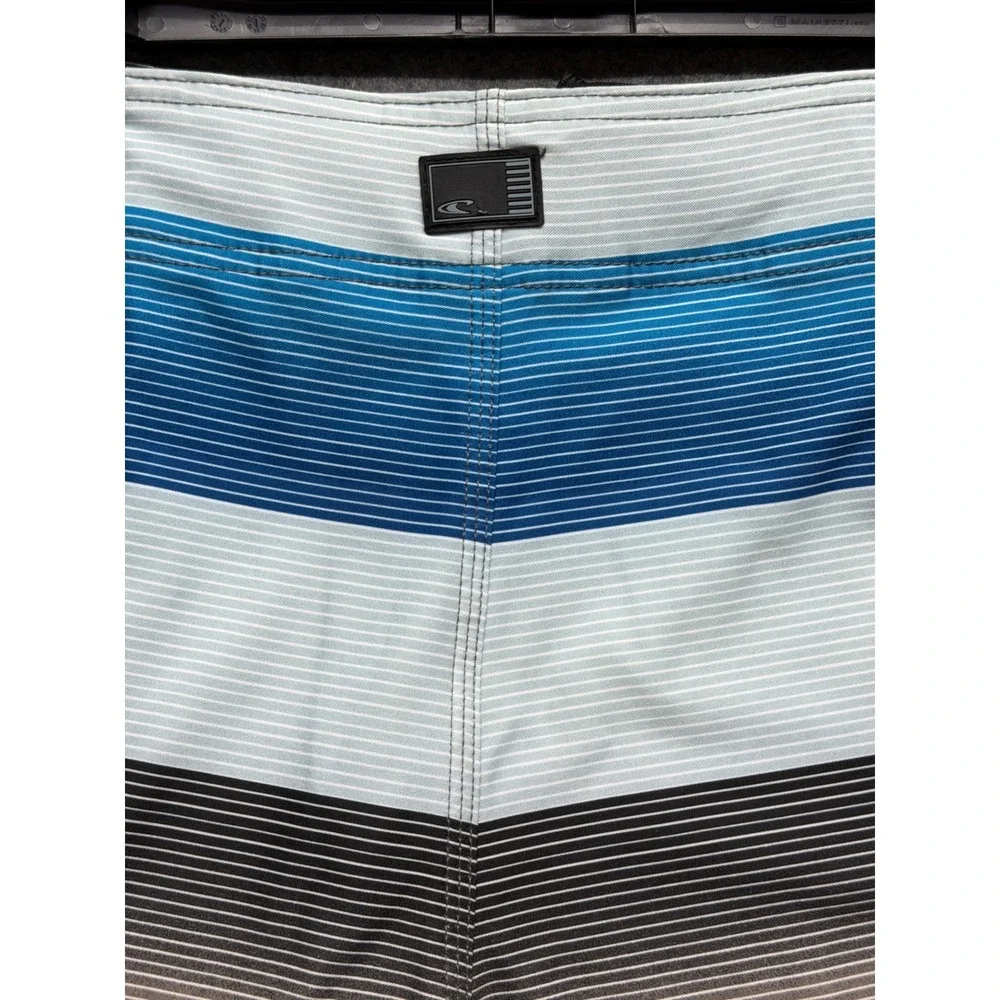 ONeill Hyperfreak Mens Board Shorts Blue Grey Striped Swim Trunks Size 32